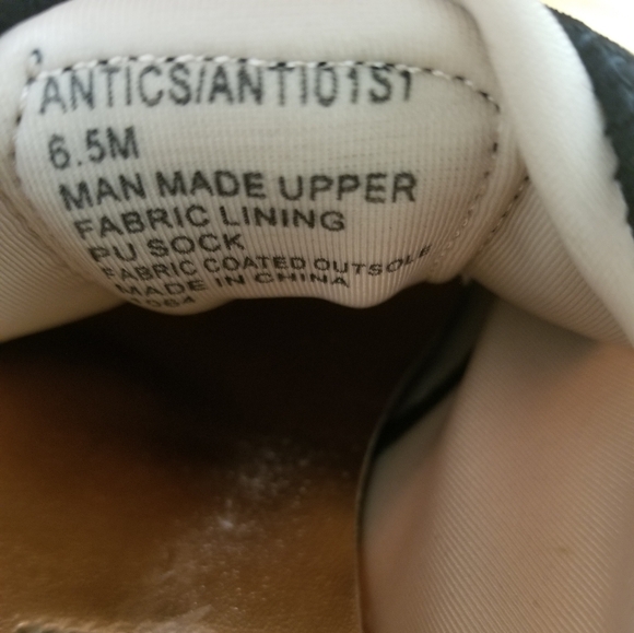 Steve Madden metallic sneakers 6.5 - Picture 5 of 5